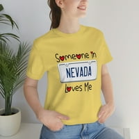 Neko u Nevadi me voli majicu.